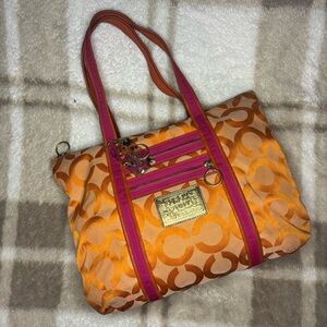 Iconic 2000s Coach Poppy Art Signature Jacquard Tote bag